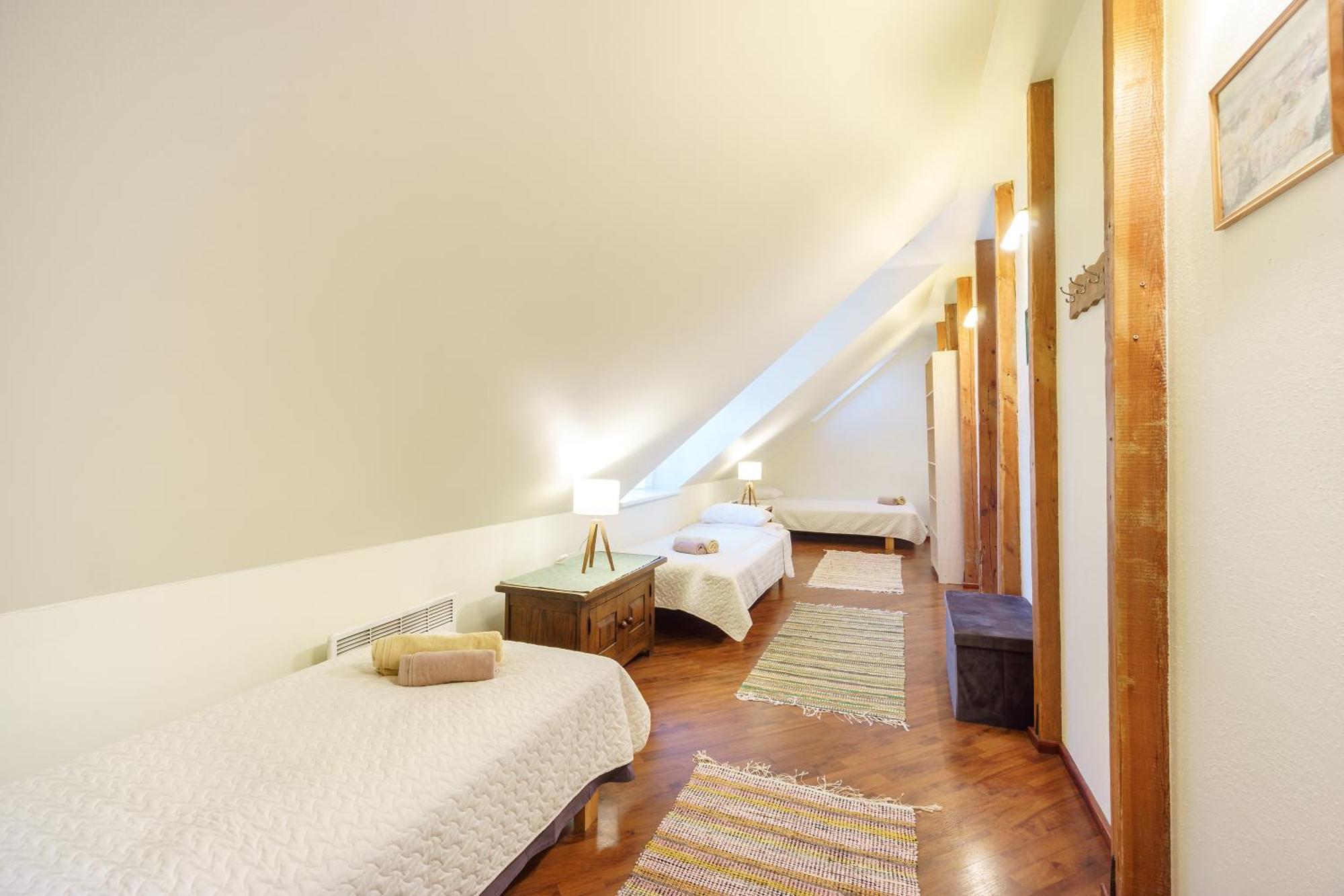 Exclusive House In Old Town *